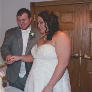 Dresses - Wedding Dress Dresses - Wedding Dress